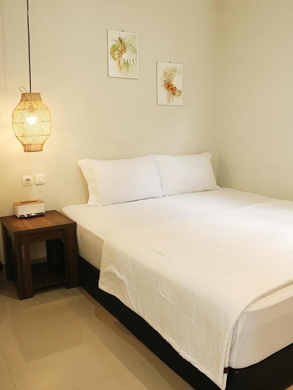 Villa Tjokro Yogyakarta Bagian luar foto